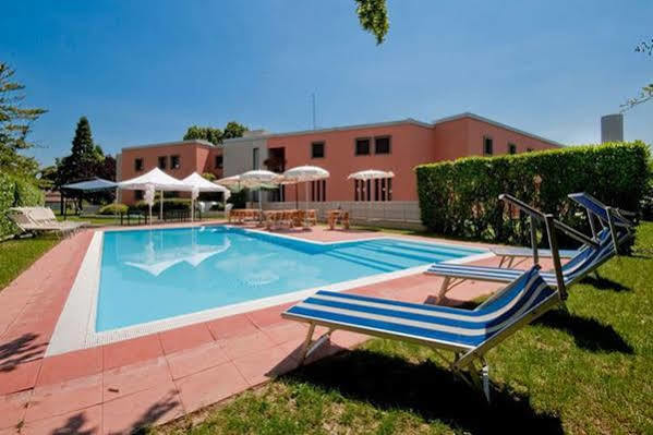 Grand Hotel President Spilimbergo Kültér fotó